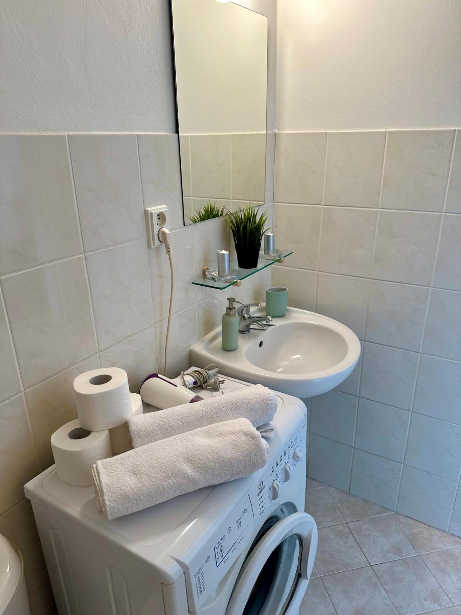 Apartment Downtown Apartments Kozatska Prague